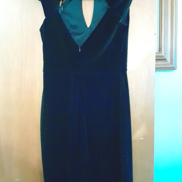 dress - Picture 1 of 1